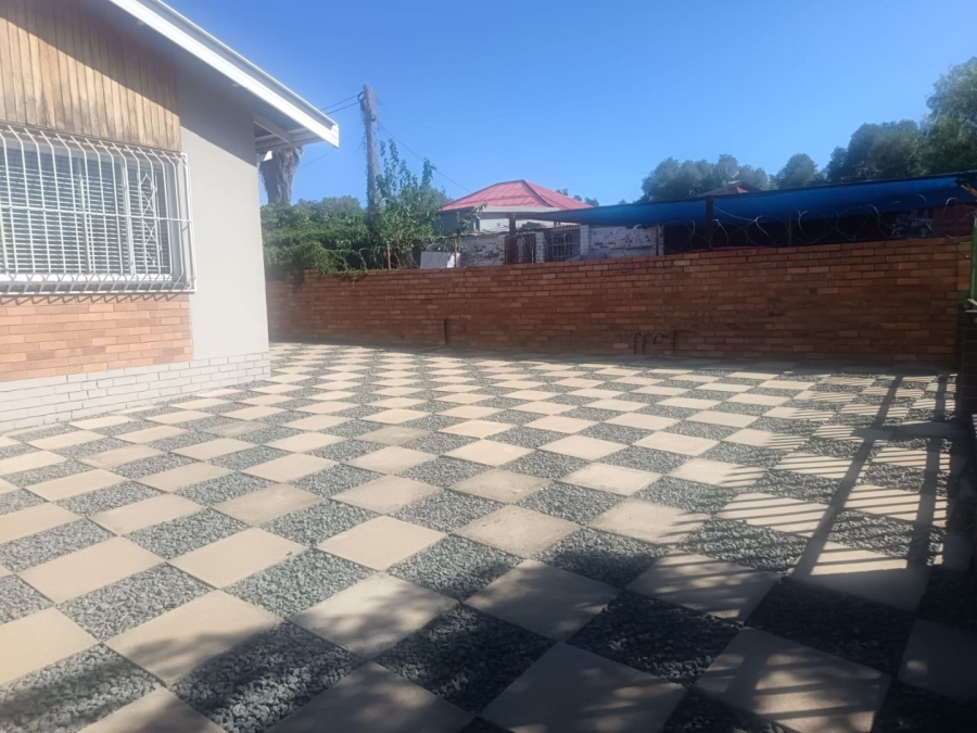 4 Bedroom Property for Sale in Beaconsfield Northern Cape